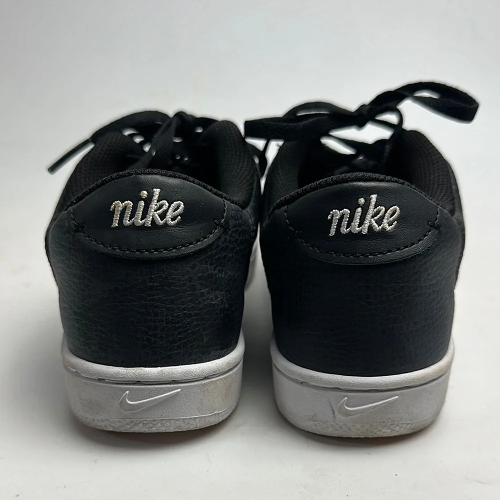 Nike Women’s Nike Court Vintage Premium Sz 7 PreOwned - Picture 3 of 6